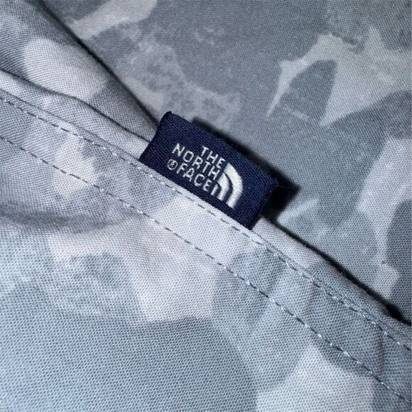 The North Face Men's Military Army Hiking Camo Print Button-Up Shirt Gray Size L - Picture 4 of 8
